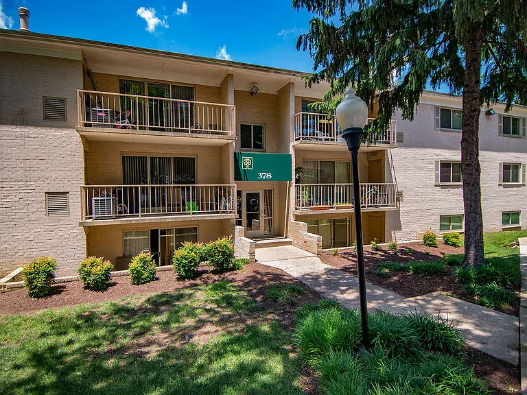 Spring Ridge Apartments Building Exterior 29