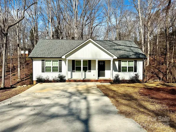514 Meadowrock Rd, Albemarle, NC 28001