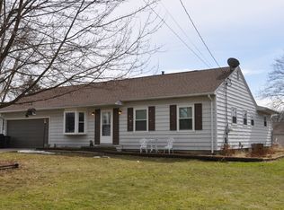 7970 Cherry Hill Dr NE, Warren, OH 44484