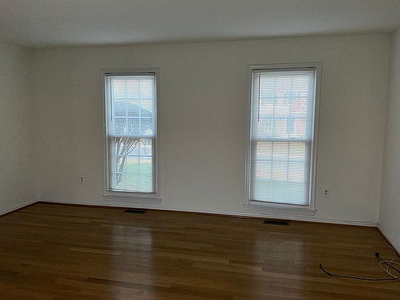 5th image of 9812 Wilden Ln