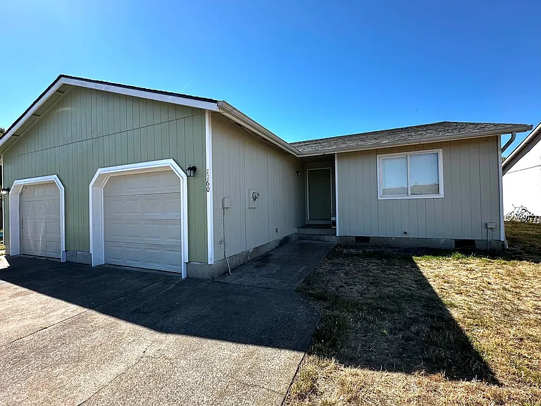 1160 W Vine St — Photo 1
