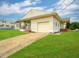325 N 13th Ave, Manville, NJ