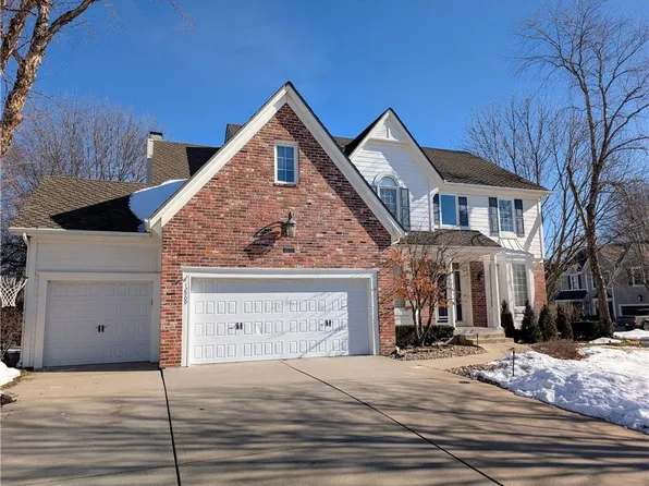 12909 Grandview St, Overland Park, KS 66213