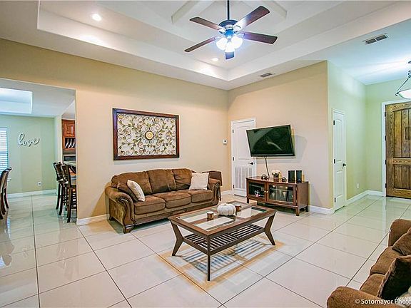 2nd image of 708 Tierra Prometida