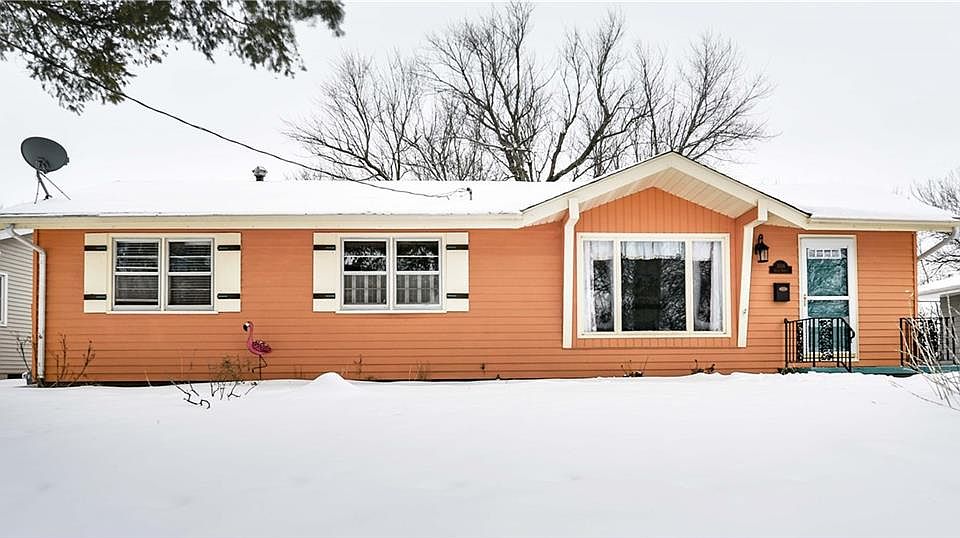 1st image of 3016 Giles St