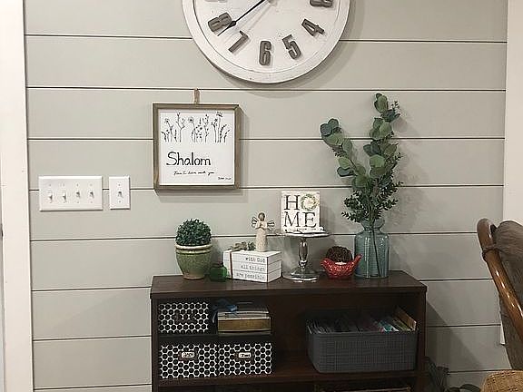 2nd image of 1621 Shipps Ferry Rd