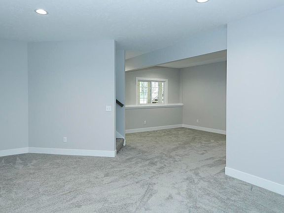 2nd image of 2035 Toscana St