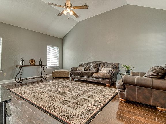 5th image of 8702 Rowen Ct