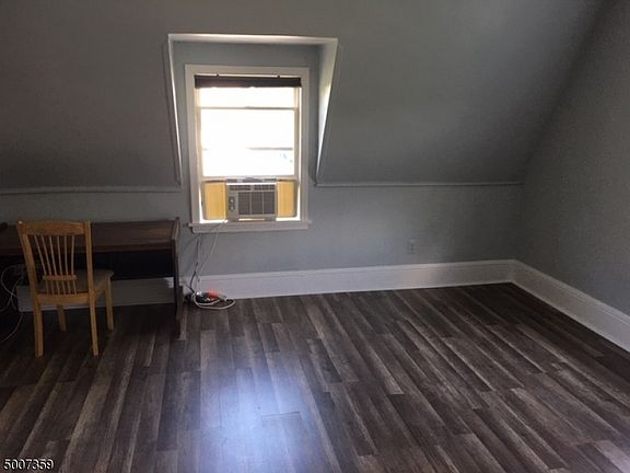 5th image of 17 Rector St