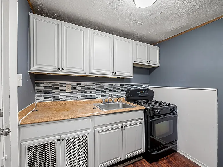 3727 Milford Ave #2 — Photo 3