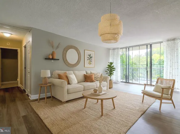 801 Yale Ave APT 107, Swarthmore, PA 19081