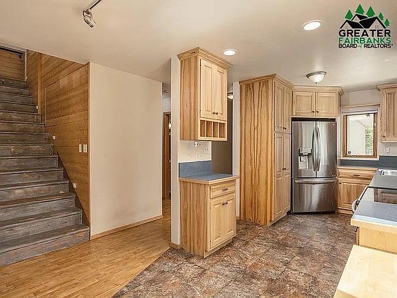 2nd image of 2536 Clydesdale Dr