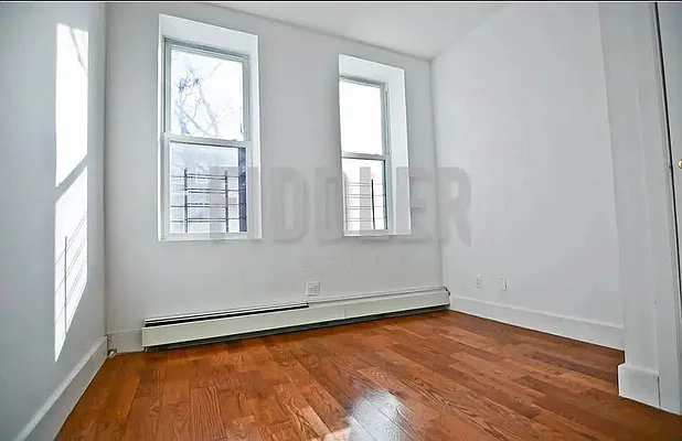 Rented by EXR | media 14