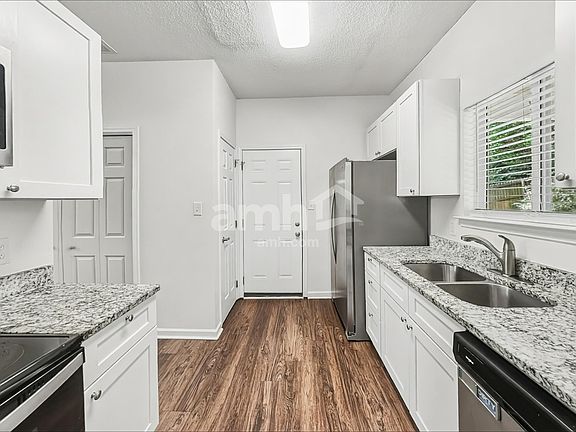3rd image of 13929 Hatton Cross Dr