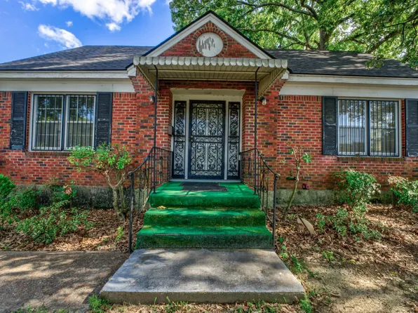 3957 Macon Rd, Memphis, TN 38122