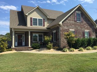 316 Roseberry Cir, Bowling Green, KY 42104