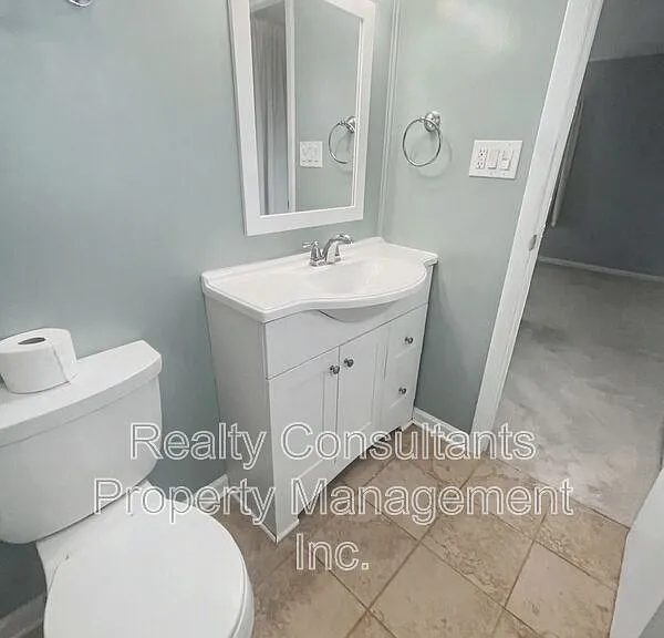 3222 S Elm Eugene St — Photo 16