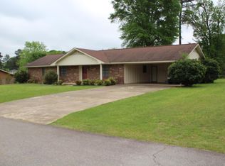 911 Ash St, Nashville, AR 71852