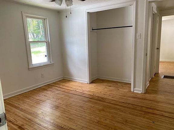 5th image of 305 Cedar St