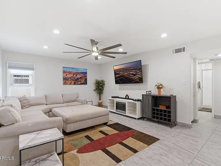 4950 N Miller Rd #100 — Photo 5