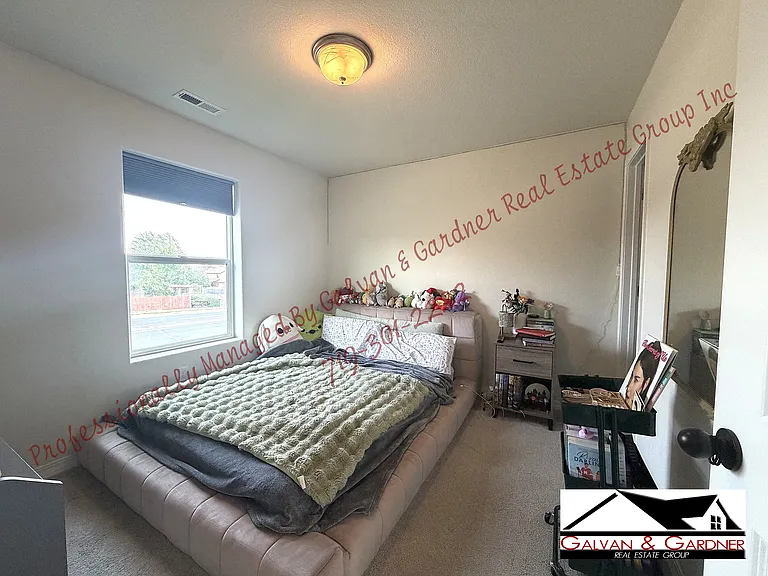 4352 Samaritan Loop — Photo 18