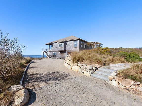 3rd image of 34 Sandpiper Rd