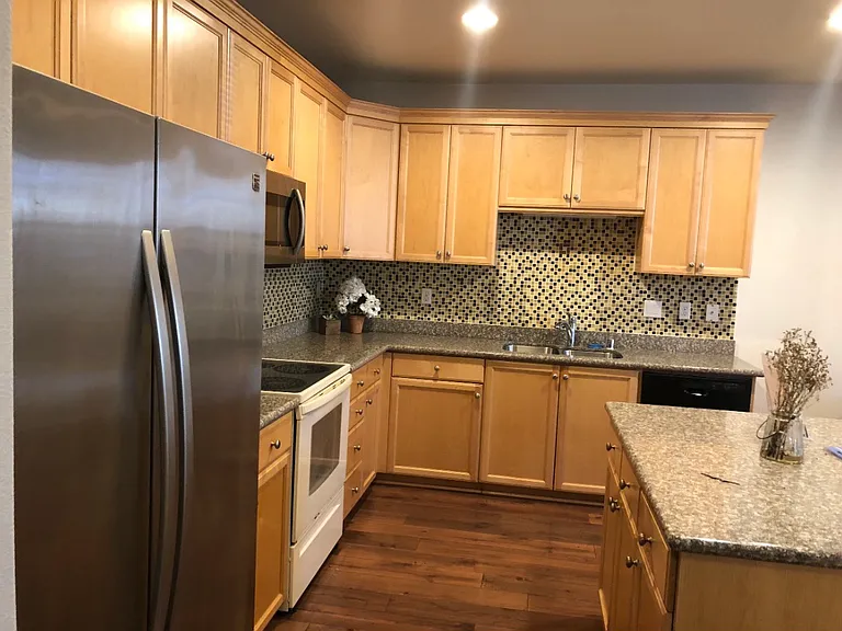 88 N Jackson Ave #119 — Photo 14