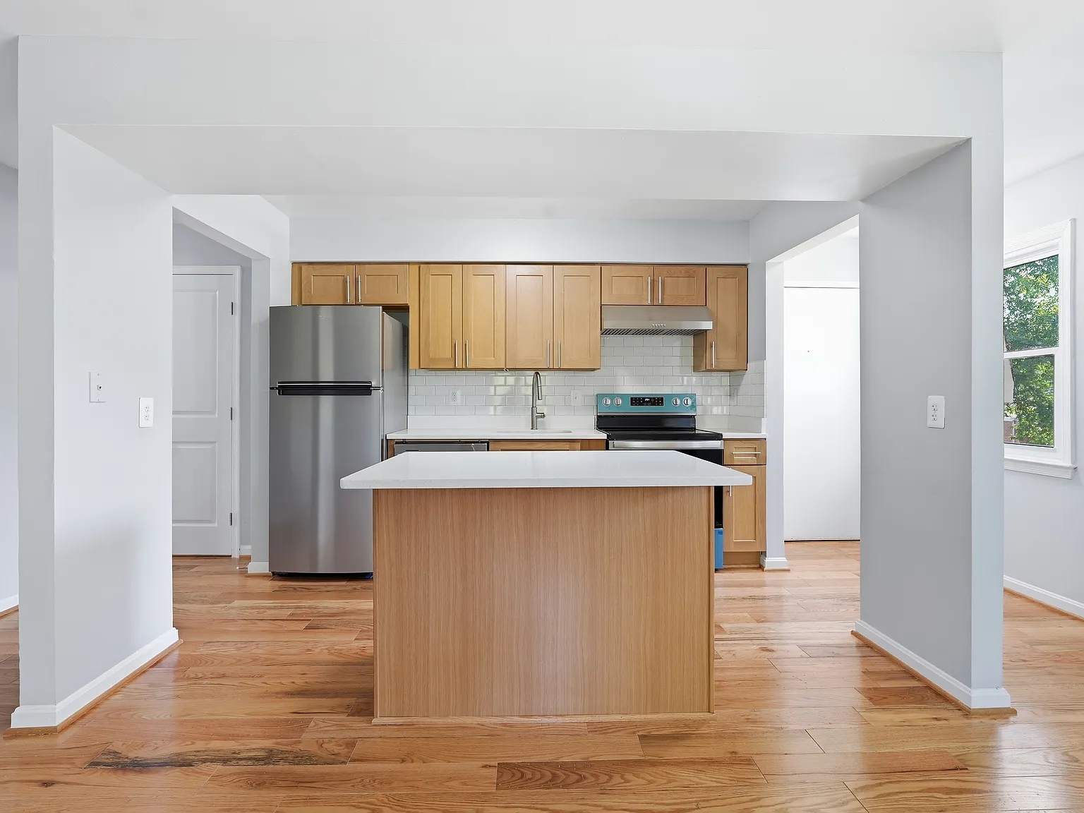 4804 Calvert Road - 3 — Photo 3