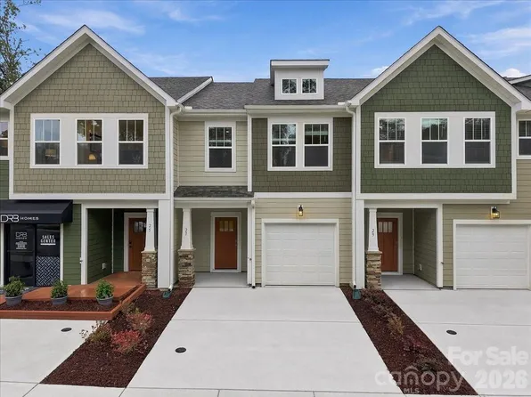 27 Oleetah Falls Way, Hendersonville, NC 28792
