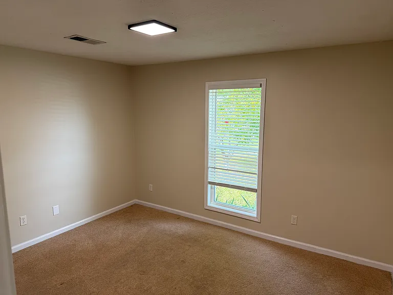 36 Brushfield Ln — Photo 34