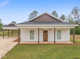 842 Kirkland Rd, Chipley, FL 32428