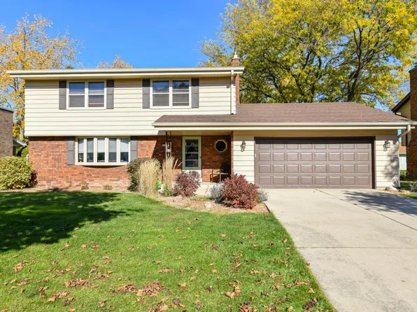 8248 West Leroy AVENUE, Greenfield, WI 53220