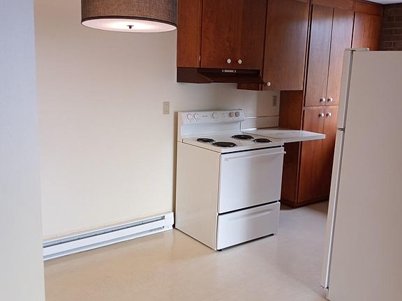 3rd image of 3311 NE 65th St #201