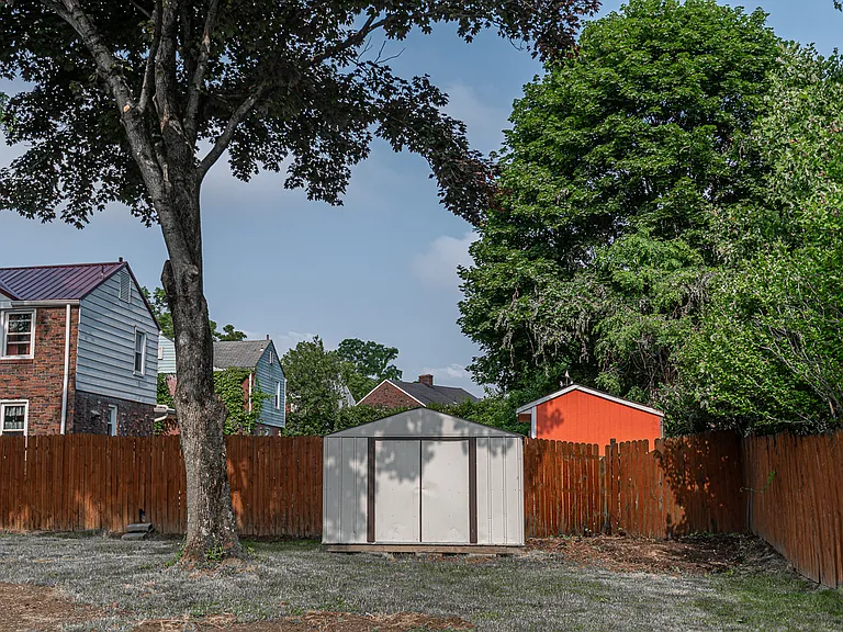 1104 Shadycrest Dr — Photo 31