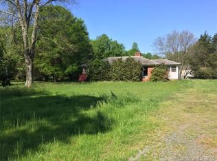 4824 Hobbs Hill Dr, Charlotte, NC 28212