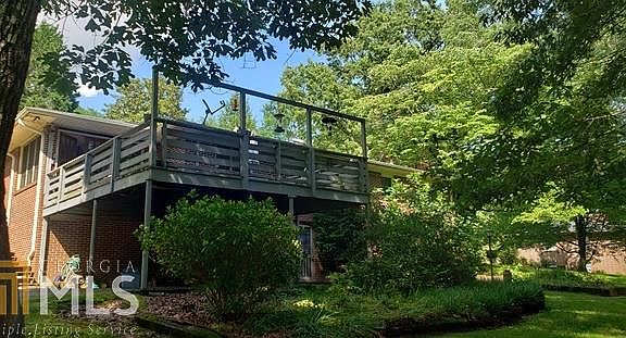 4th image of 463 Wildwood Cir