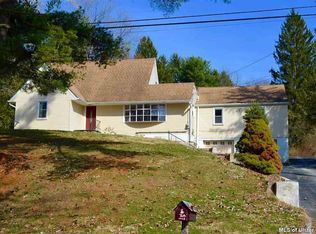 10 Boardman Rd, Poughkeepsie, NY 12603