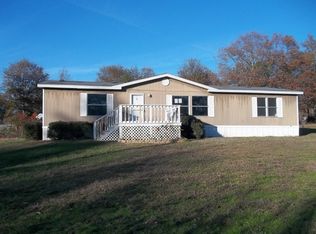 211 Henry Lee Dr, Longview, TX 75605
