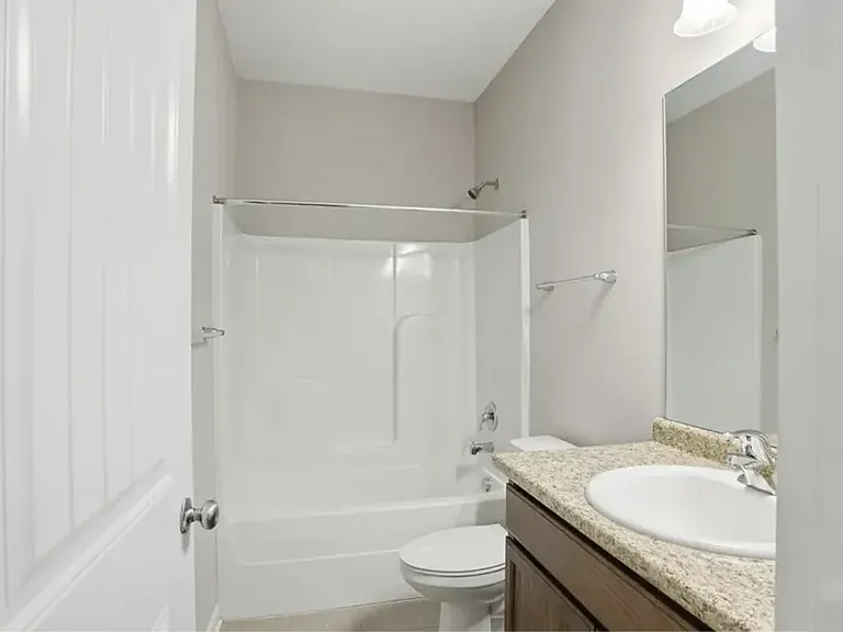 415 Olde Ivey Sq — Photo 10