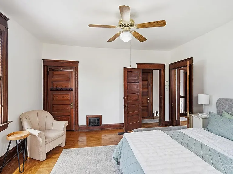 3647 Paxton Ave — Photo 16