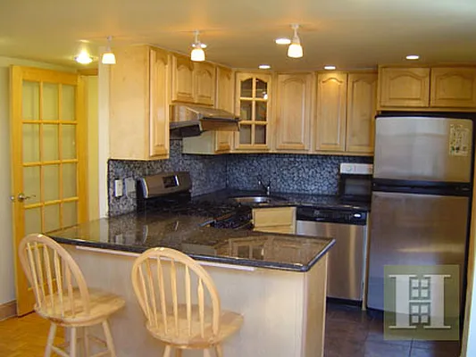 Rented by Halstead Real Estate | media 14