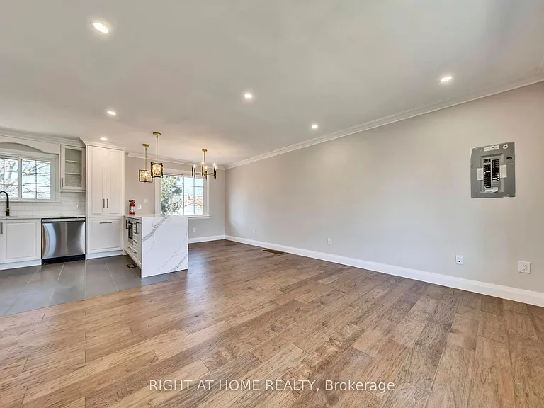 43 White St #MAIN — Photo 7