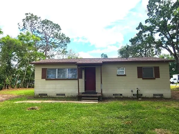 1101 NE 6th St, Mulberry, FL 33860
