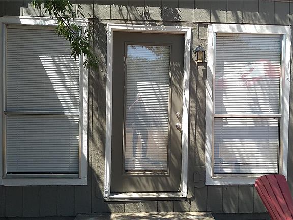 4th image of 2404 Durham Ave