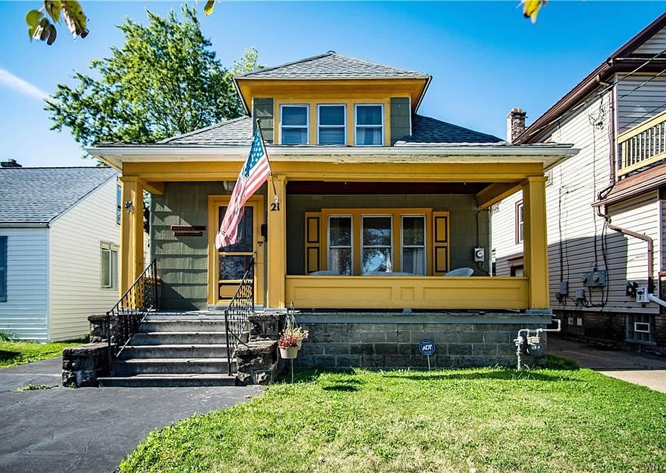 1st image of 21 Evelyn St