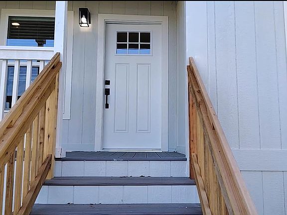 2nd image of 3950 Mack Rd Space 186