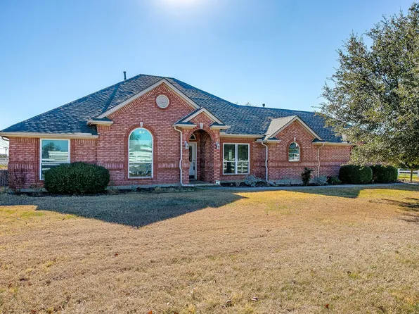 801 Creek Hollow Ln, Fort Worth, TX 76131