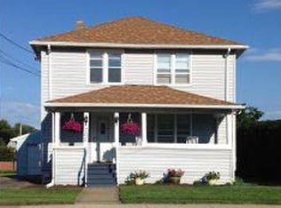 702 Glendale Dr, Endicott, NY 13760
