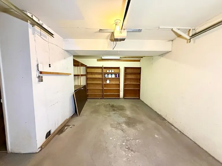 954 S Miller St — Photo 29