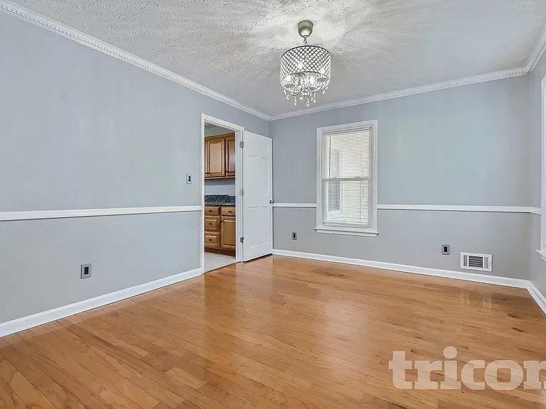 130 Southwood Ct — Photo 19